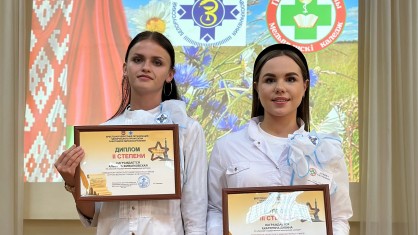 Победителей видеоконкурса стихов «Строки Великой Победы: 80 лет спустя» наградил Николай Скаскевич